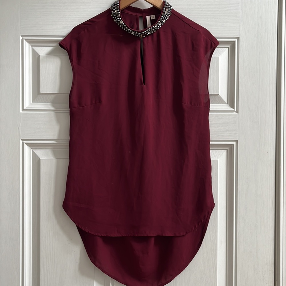 Jewel Embellished Collar Tunic Top | Size M